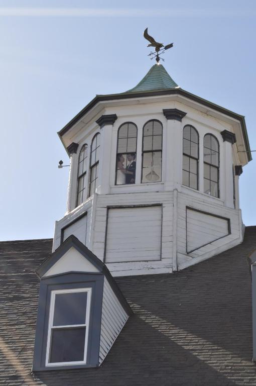 Thayers Inn photo