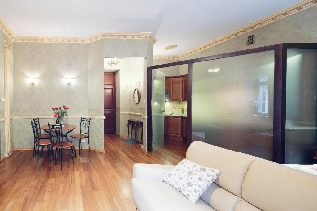 Calliope Apartments - 6