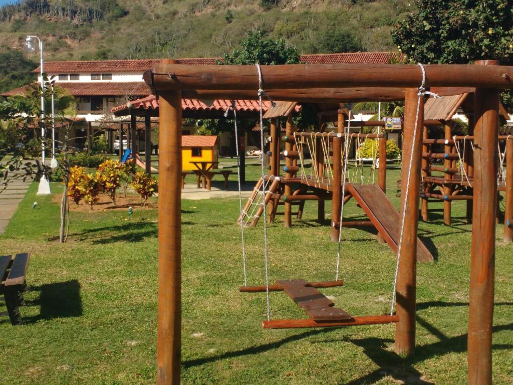  Casa 4 quartos Condomínio em Frente a Praia Grande