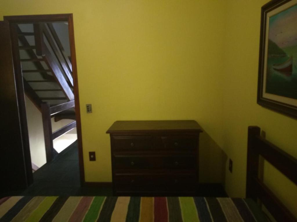  Casa 4 quartos Condomínio em Frente a Praia Grande