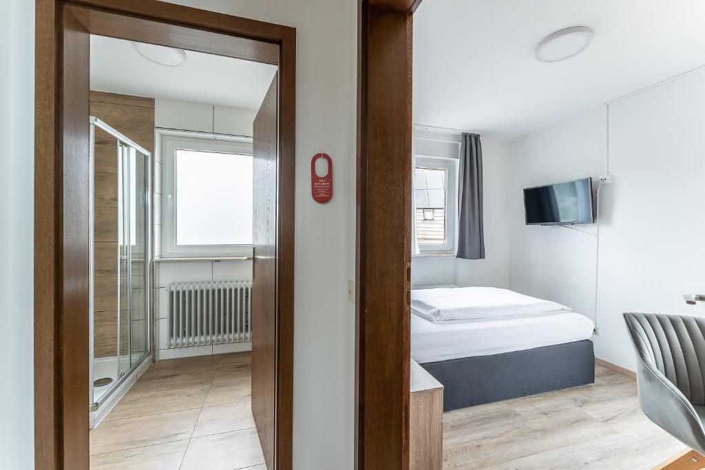 Hotel Glas Schwarzwald - Single Room With Balcony