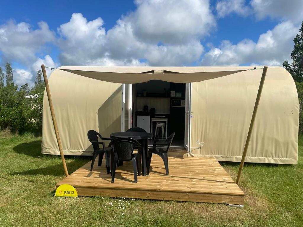 Camping Les Chagnelles - Bungalow 2 Chambres