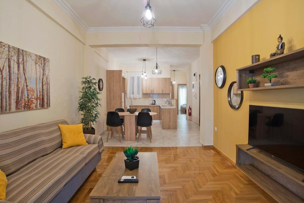 Verde Fokionos Apt 2 Fully Renovated
