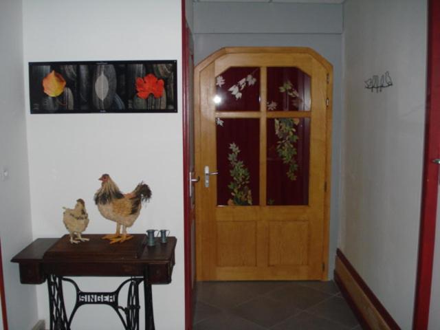 Chambres du Moulin avec cuisine - Deluxe Double Room With Extra Bed