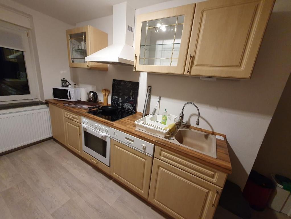 Ferienwohnung Bergblick - Two-Bedroom Deluxe Apartment With Garden View
