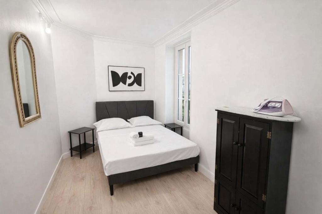 Studio Parisien grands boulevards Couple ou Solo
