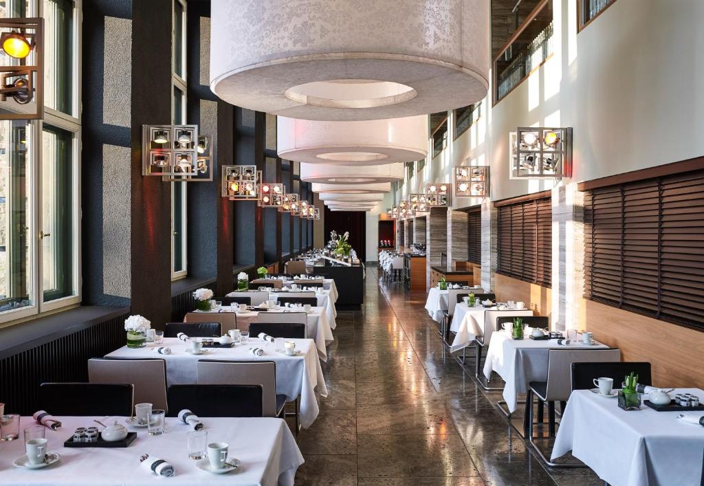 Restaurace v ubytování Sofitel Munich Bayerpost