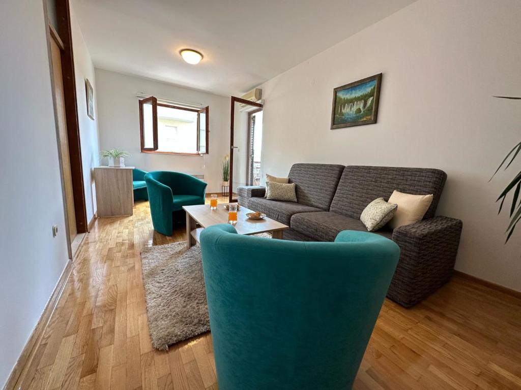 Family apartment - Makarska