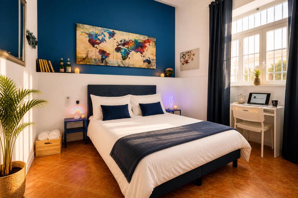 Murales In Bed Quartieri Spagnoli
