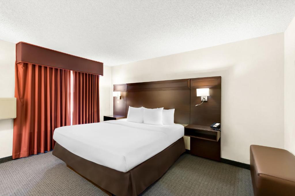 Quality Inn Mount Vernon - Efficiency King Suite - Non Smoking