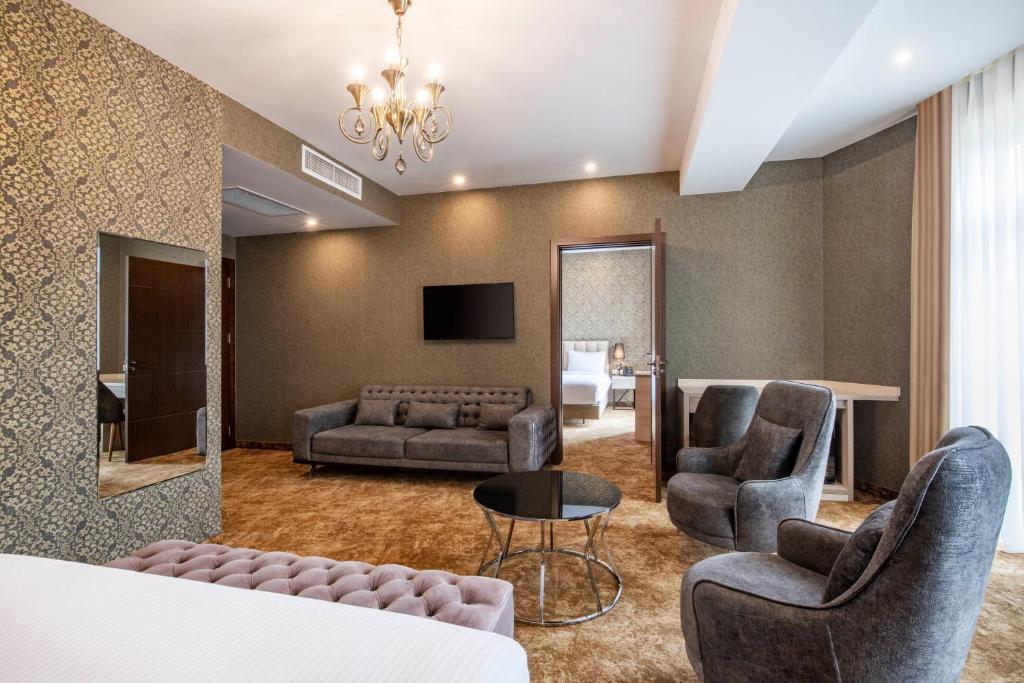 لابی و فضای عمومی Highgarden Hotel - تصویر ۵