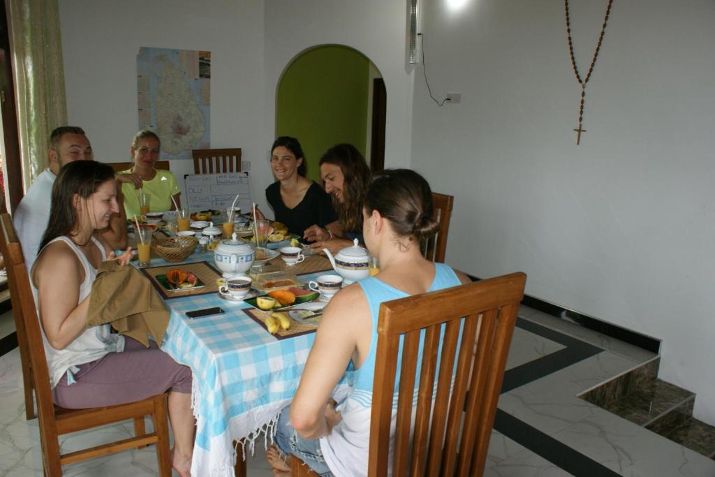Hosté ubytování Bee Nest Bed & Breakfast
