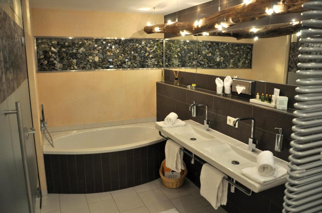 Hotel Alpine Palace - 18