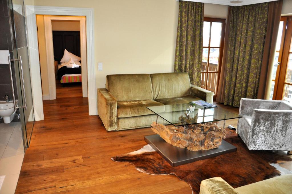 Hotel Alpine Palace - 17