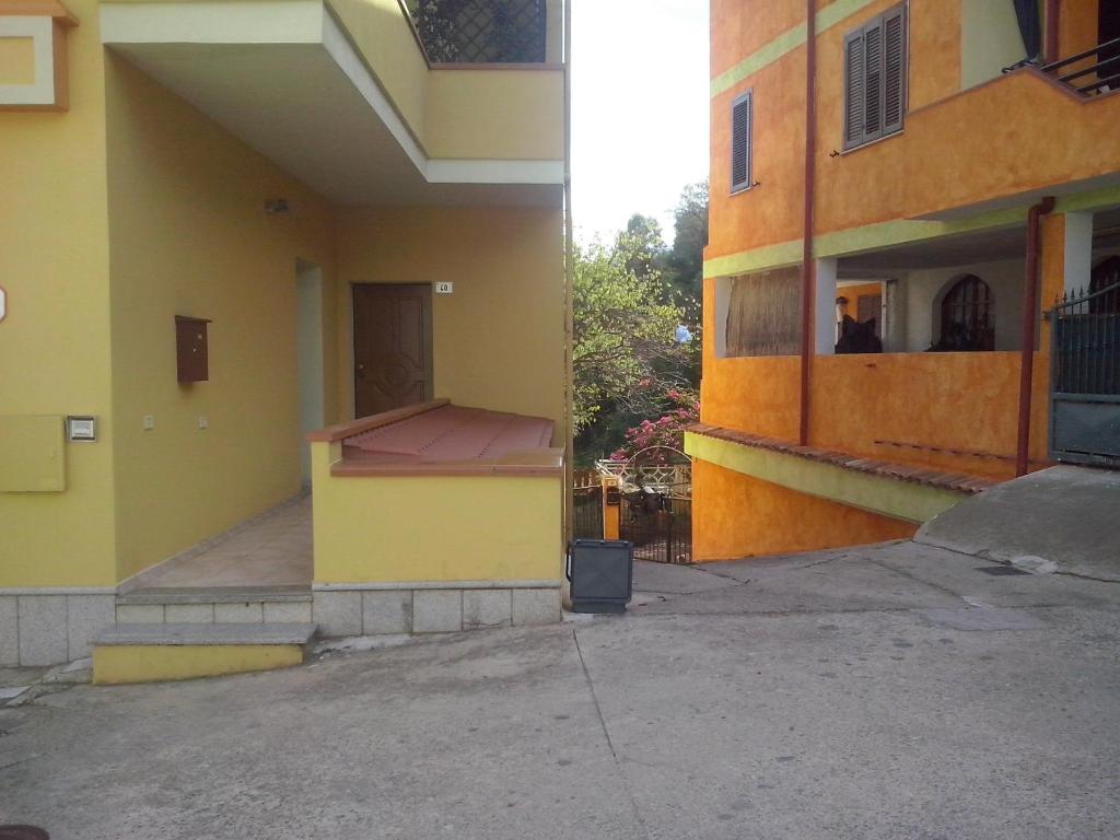 Budova, v ktorej sa apartmán nachádza