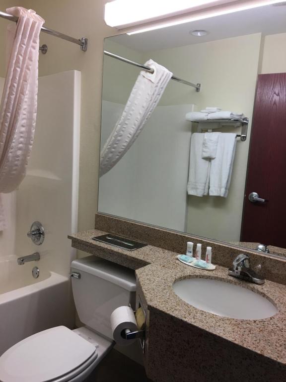 Microtel Inn & Suites by Wyndham Indianapolis Airport - Chambre Queen Avec Deux Lits Queen - Non-fumeur