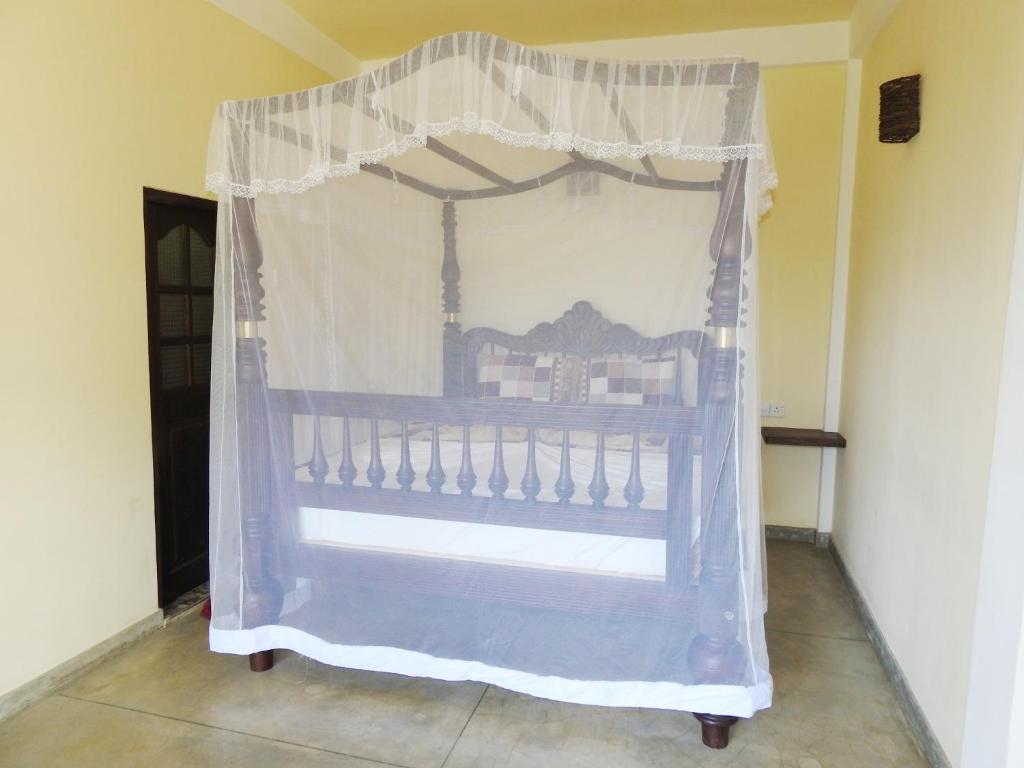 Eagles Nest Cabanas - 4