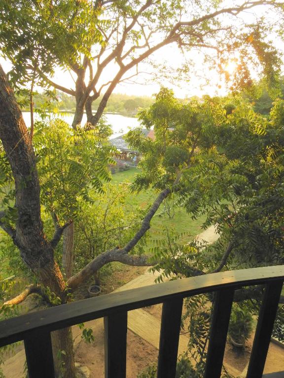 Eagles Nest Cabanas - 6