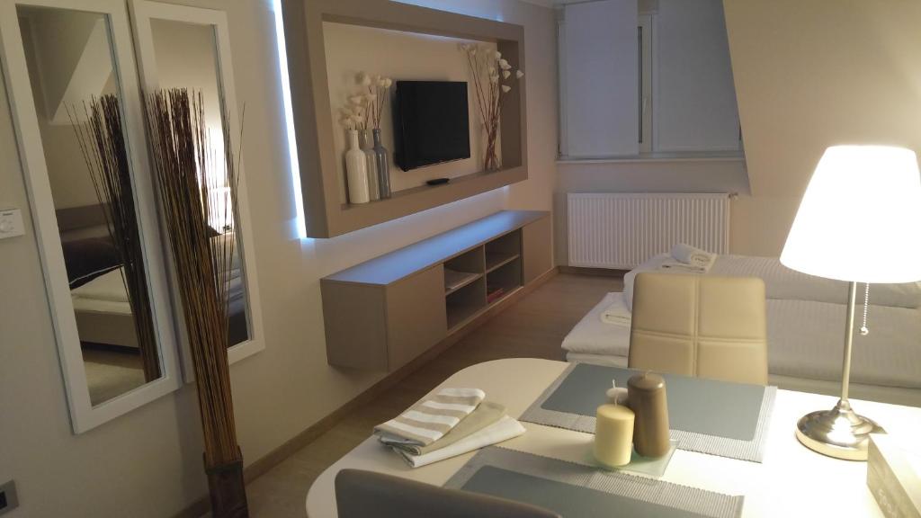 Televízia a/alebo spoločenská miestnosť v ubytovaní D&G Apartments Zagreb