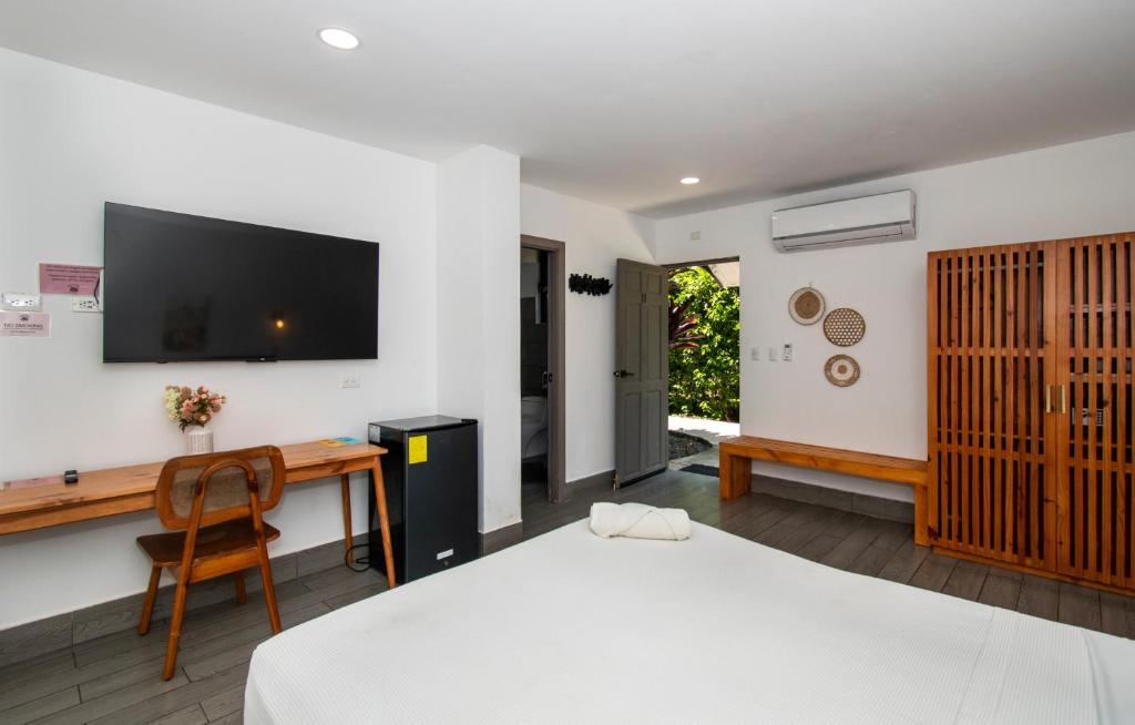 Yuli Hotel - 豪华双人或双床间 - 可使用泳池