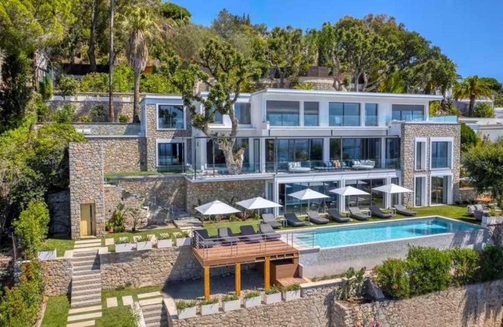 Seaview Villa California