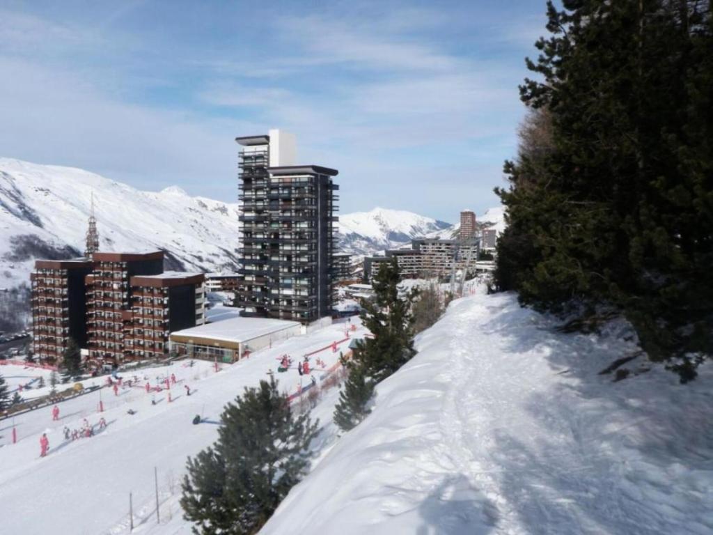 Résidence Dorons - Studio avec mezzanine pour 2 personnes avec balcon exposé Sud MAE-5784