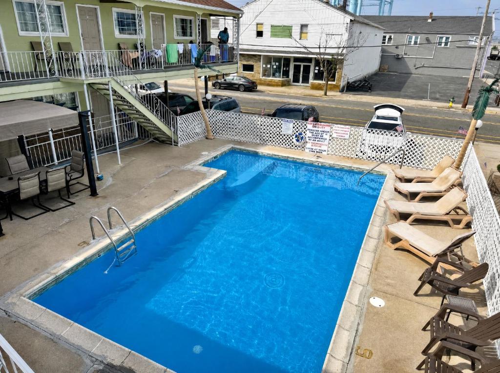 Sunrise Inn photo