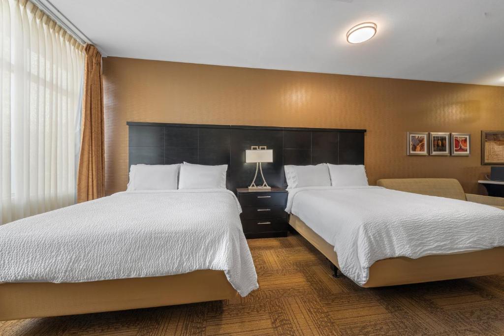 Staybridge Suites Denver Downtown, an IHG Hotel - 