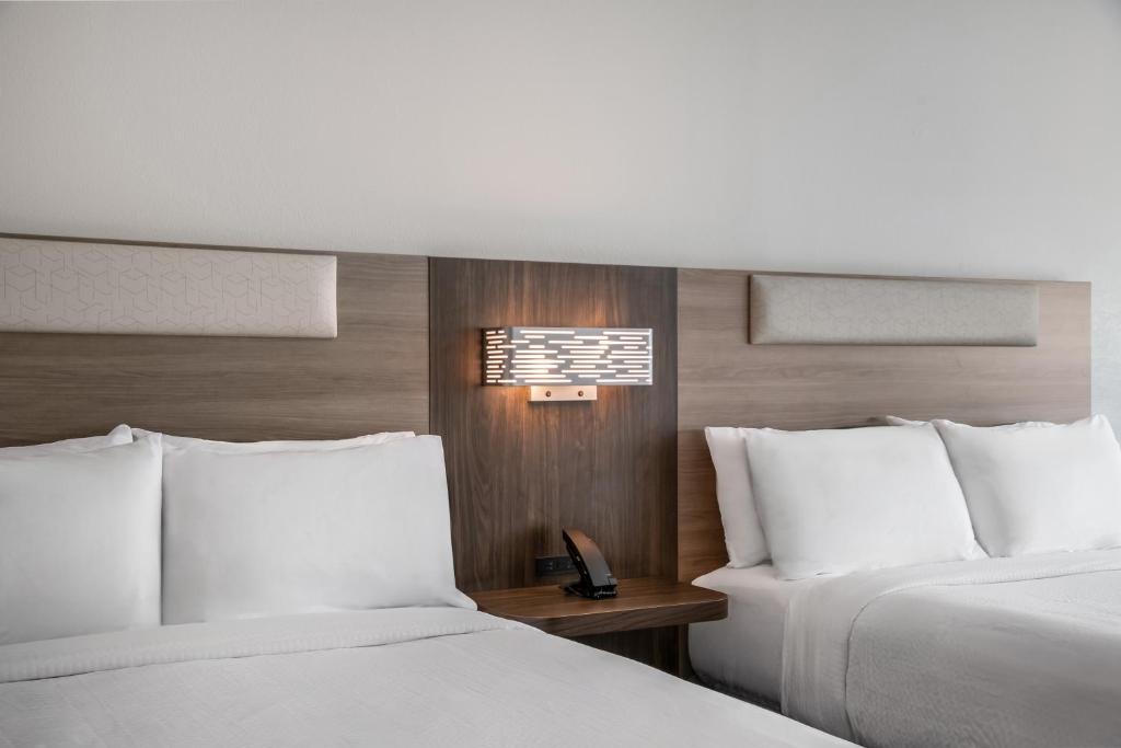 Holiday Inn Express Savannah - Gateway by IHG photo