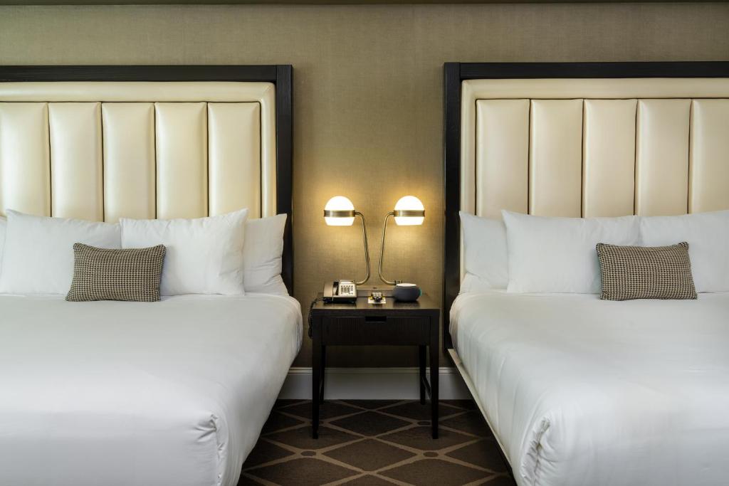 Hotel Commonwealth photo