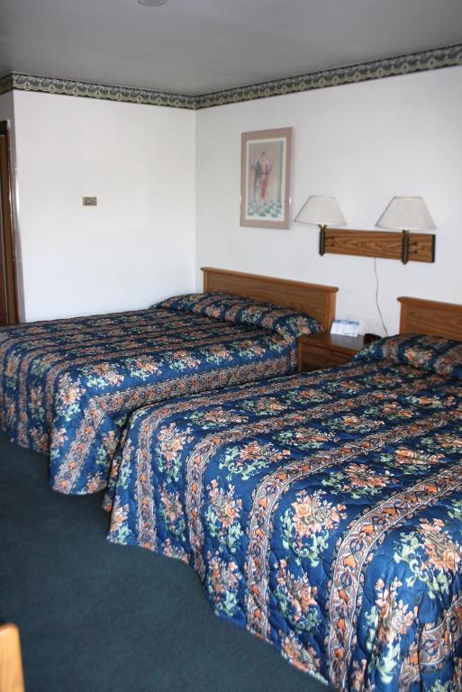 Viking Jr. Motel - Habitación Queen Con Dos Camas Queen