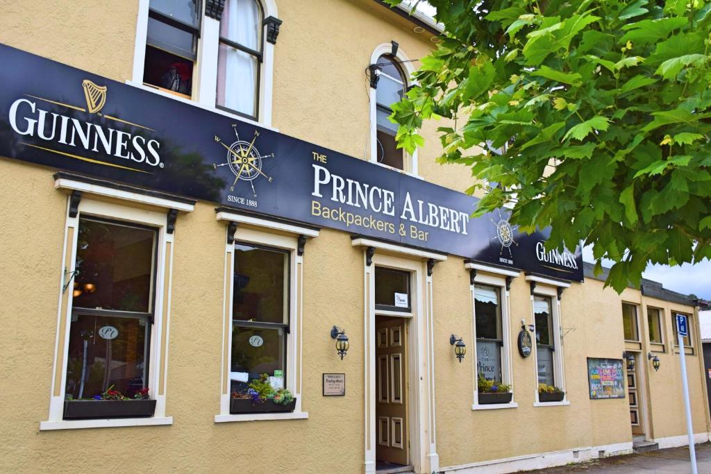 Certifikát, hodnocení, plakát nebo jiný dokument vystavený v ubytování The Prince Albert Backpackers & Bar