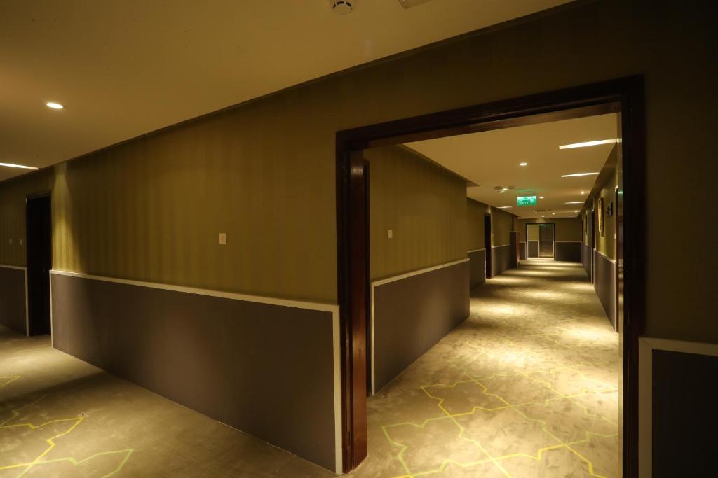 Fotografie z fotogalerie ubytování Zaki Hotel Apartment v destinaci Súr