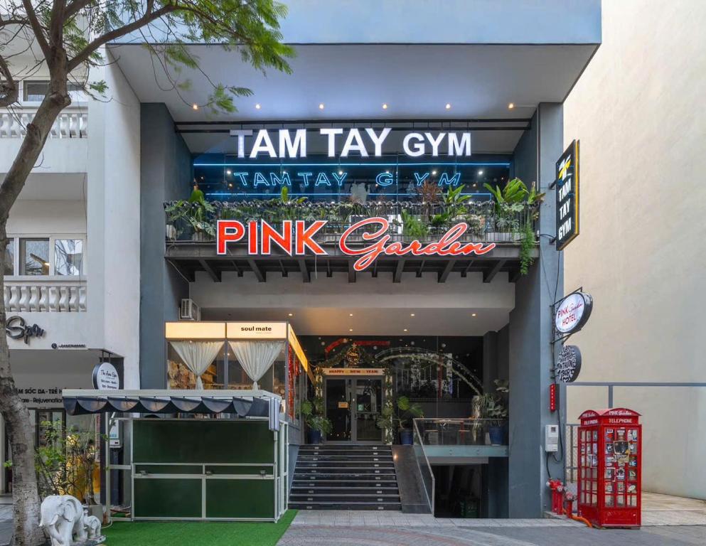Pink Garden Hotel, Danang (updated prices 2026)