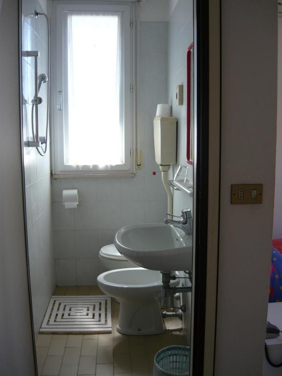 Koupelna v ubytování Hotel Acquazzurra