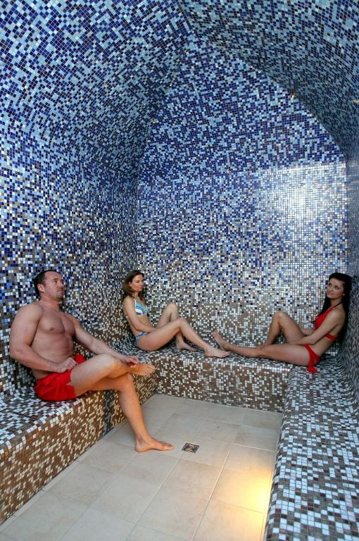 Hotel Ködmön - Resim 17