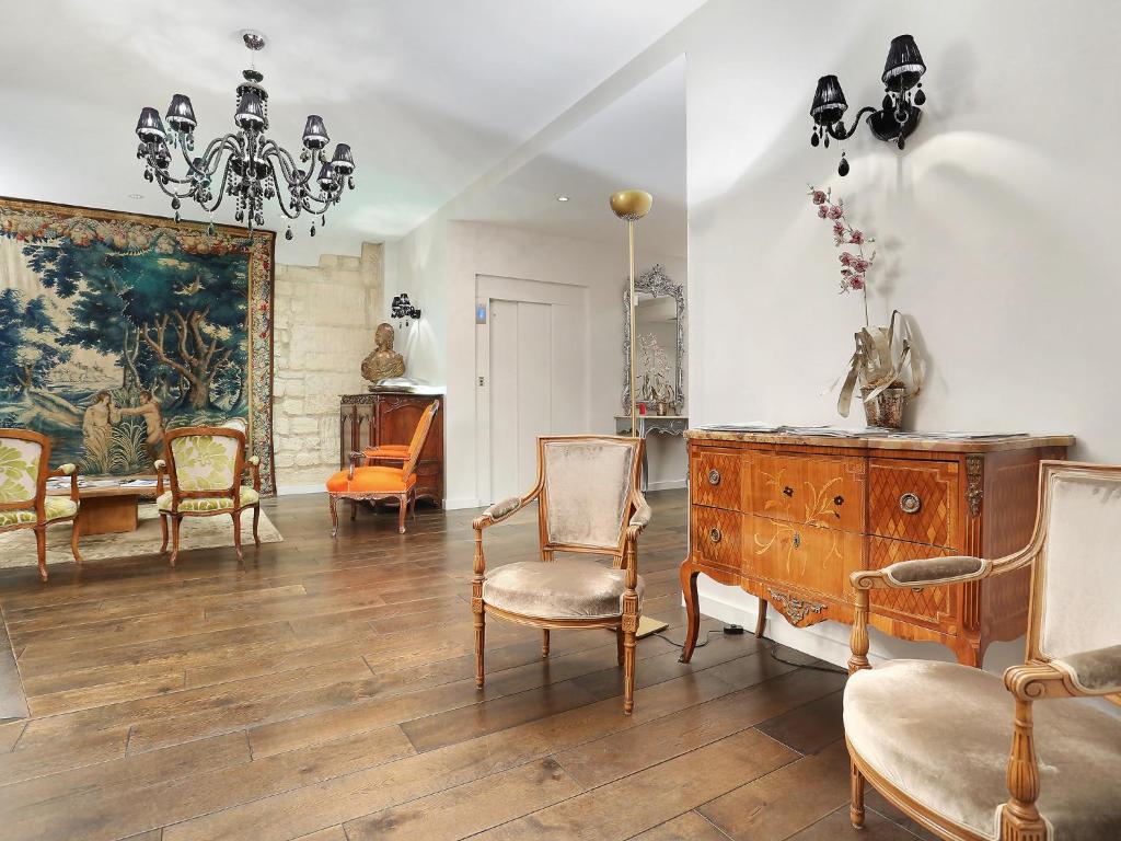 Hôtel de Notre-Dame - Resim 13