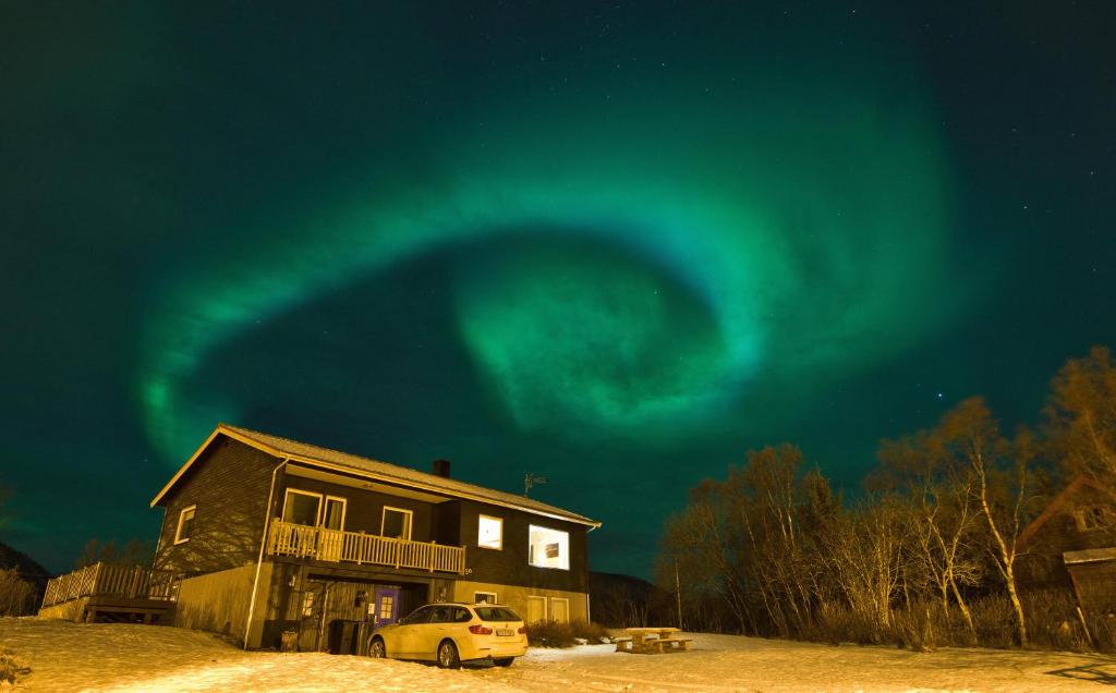 Midt i Lofoten - Three-Bedroom Apartment