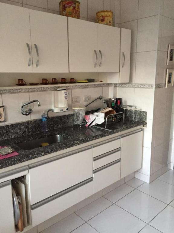  Apartamento Astúrias 2 Dorms Ar Cond