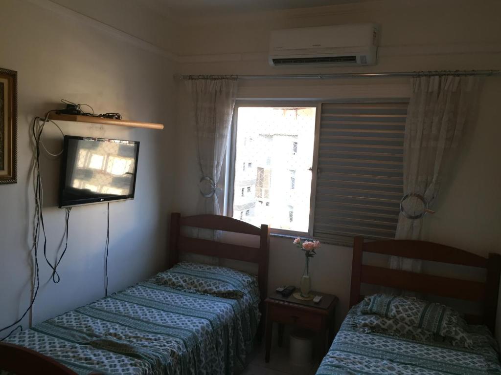  Apartamento Astúrias 2 Dorms Ar Cond