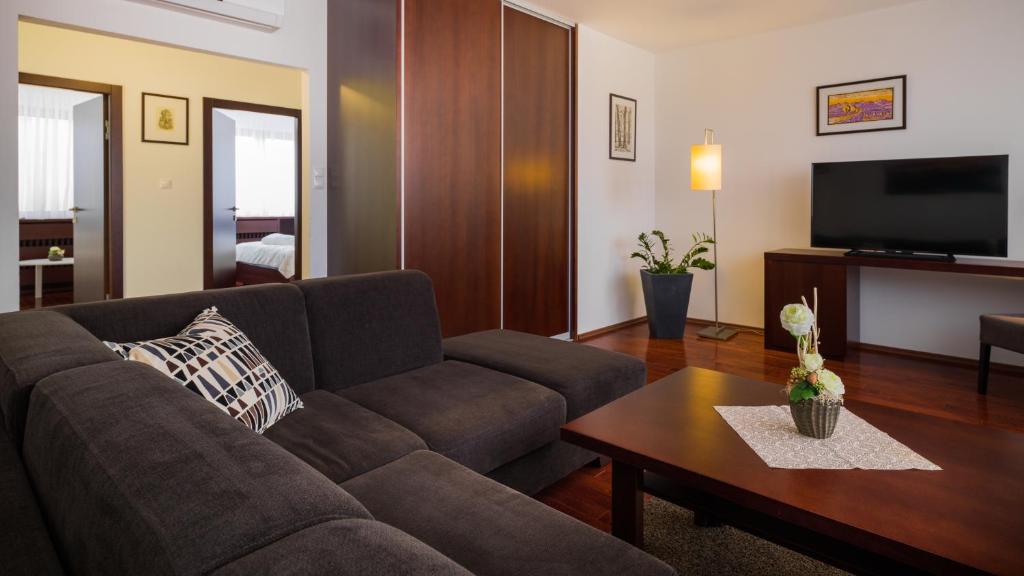 TV a/nebo společenská místnost v ubytování Hotel Park