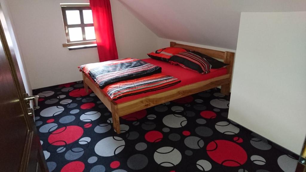 Postel nebo postele na pokoji v ubytování Penzion Krkonoše