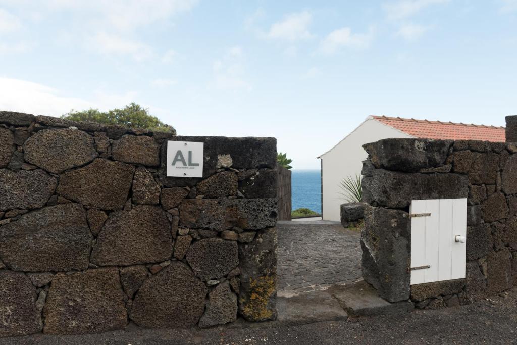 Fotografie z fotogalerie ubytování Casa do Baleeiro v destinaci Calheta de Nesquim