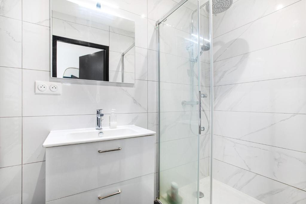 Newly renovated apartment - historical center – photo 8