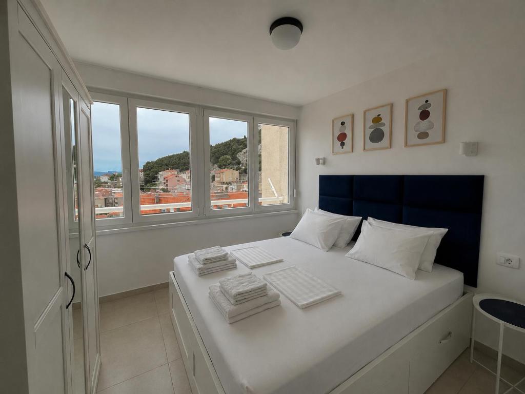 Newly renovated apartment with a beautiful view