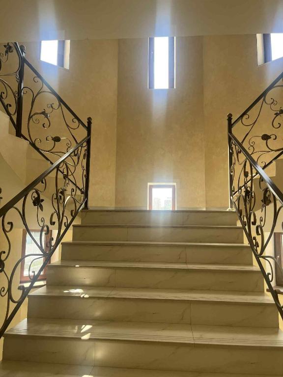امکانات Уютная комната посуточно в центре Еревана - تصویر ۴