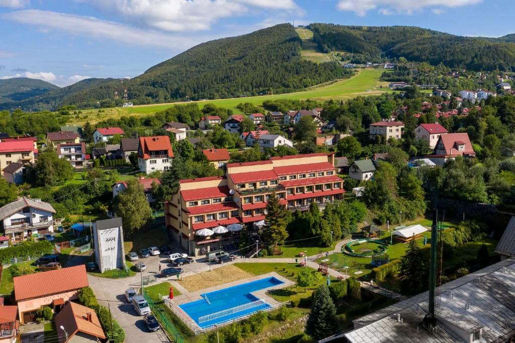 an aerial view of a resort with a swimming pool at Ośrodek Wypoczynkowy Niagara in Międzybrodzie Żywieckie