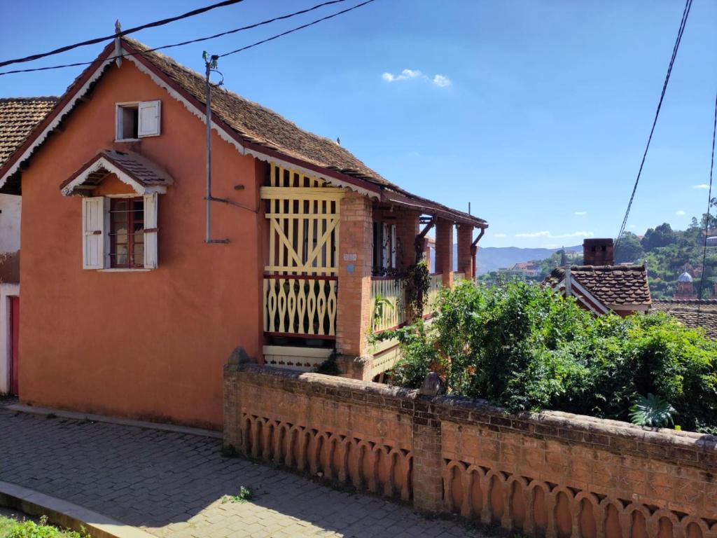 a house in a village in the mountains at Chez Julienne in Fianarantsoa