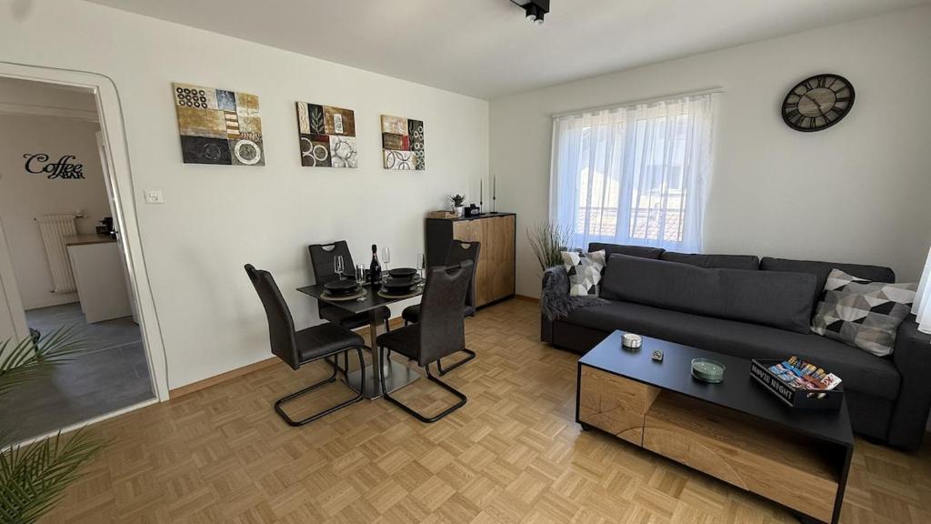 Zentrale und charmante Ferienwohnung in Seenähe