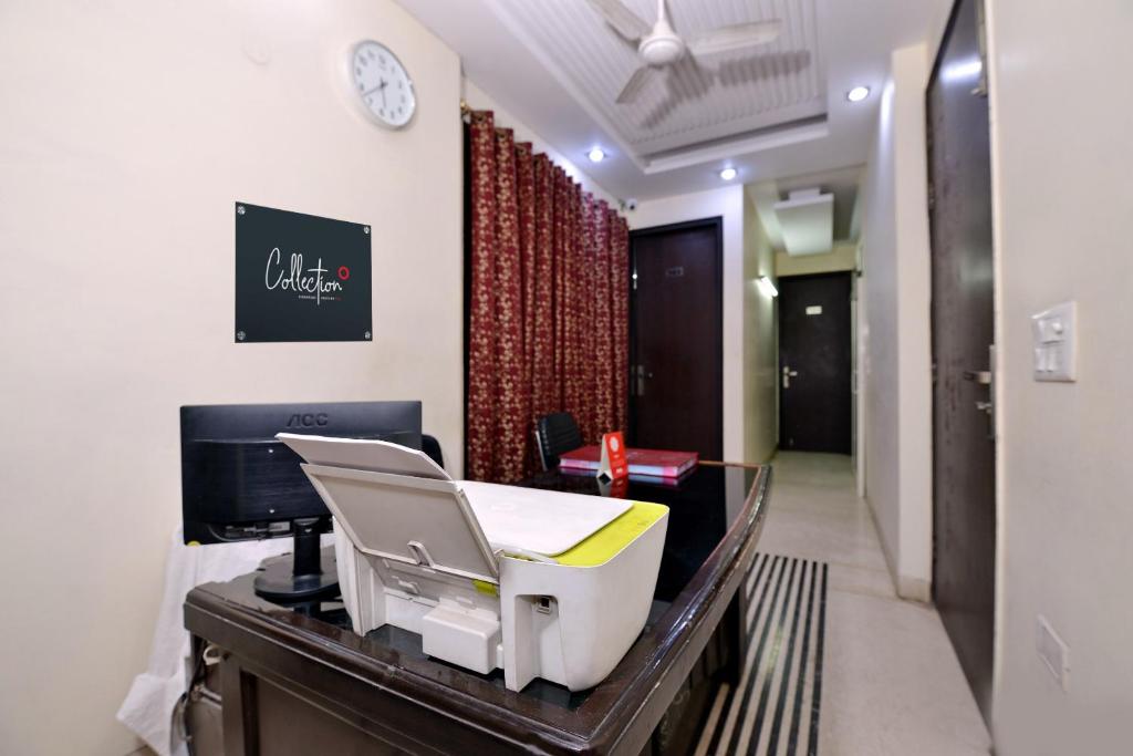 Collection O Lotus Bed & Breakfast, New Delhi (updated prices 2026)